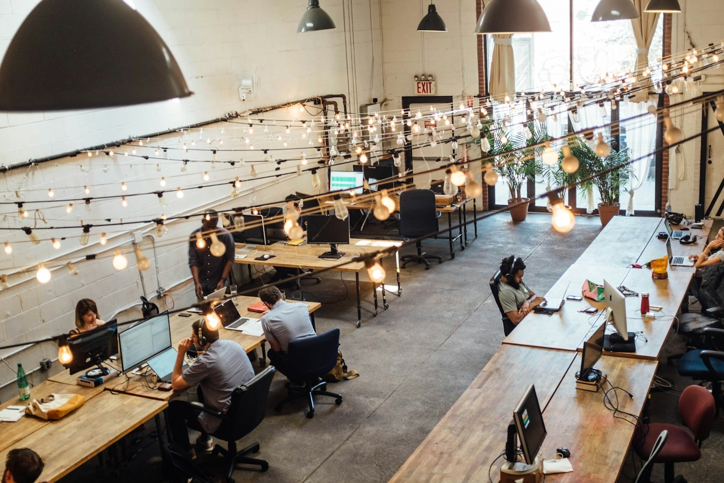 How Image-to-Text Technology Boosts Daily Workflow Efficiency